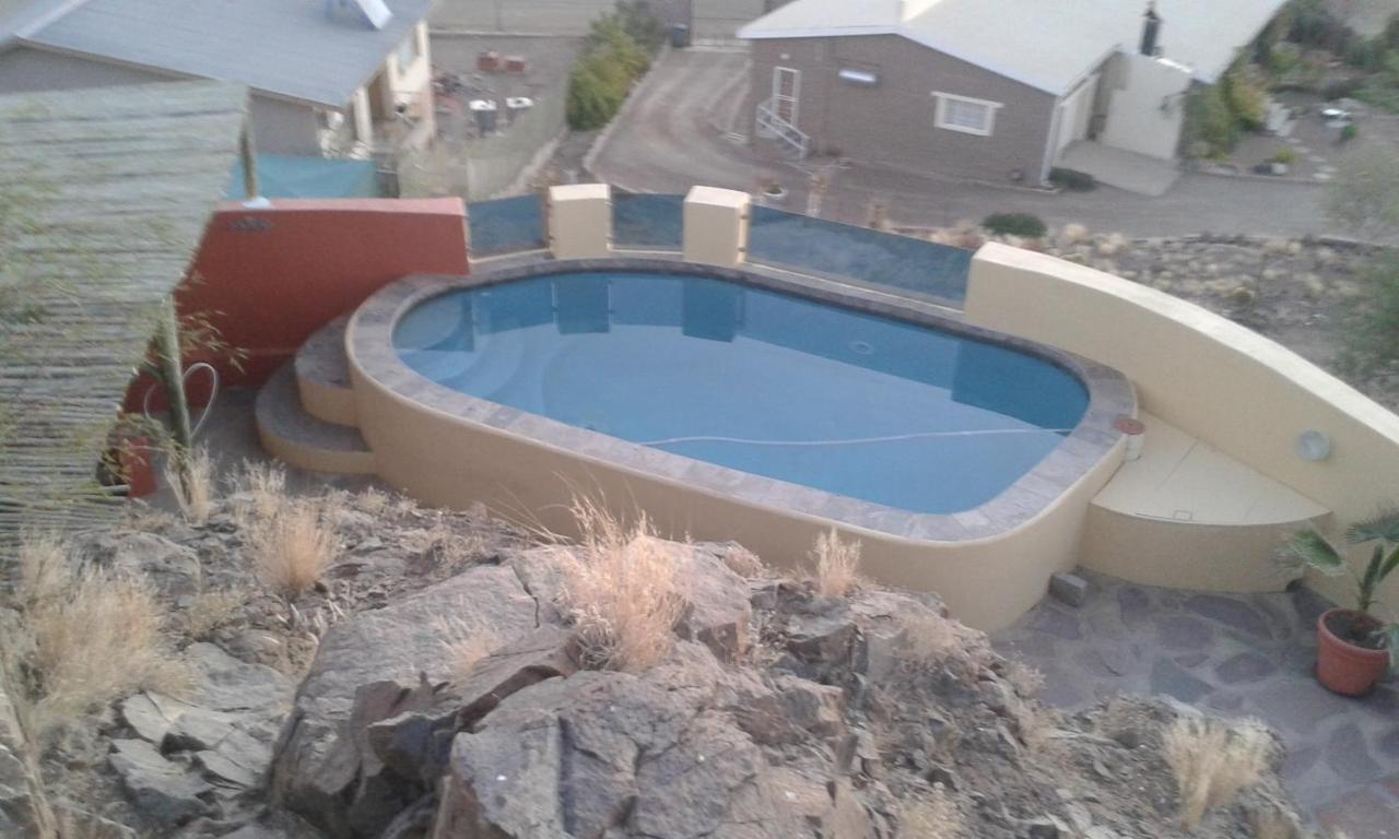 Larochelle Guesthouse Keetmanshoop Exterior foto